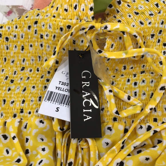 Beautiful Yellow Top ,dress,any occasion,ties details ,ornate back. - Picture 4 of 4